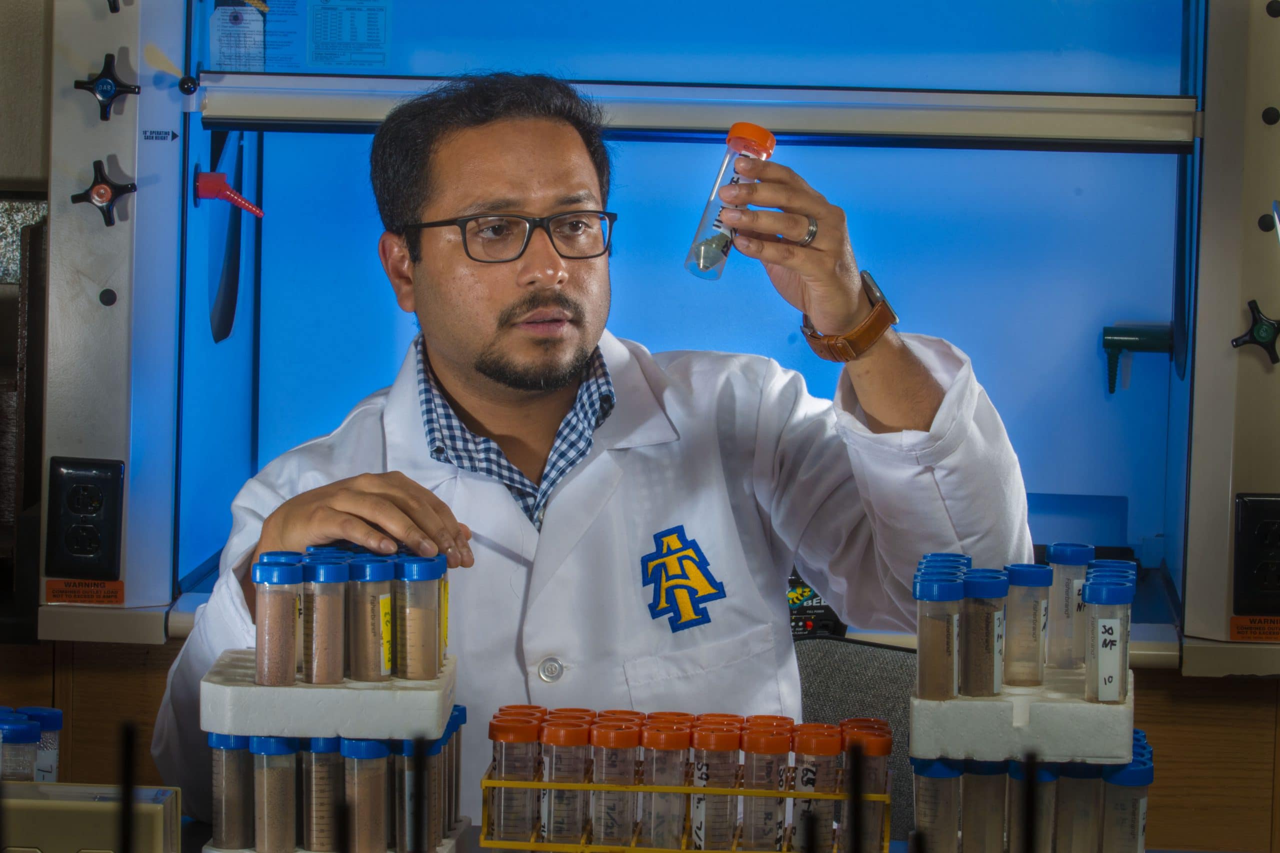 Arnab Bhowmik earns Research Rookie of the Year Award