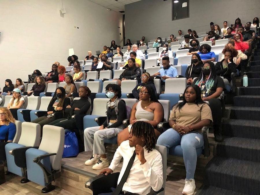 When politics and food production collide: State ag leader gives semester’s first forum