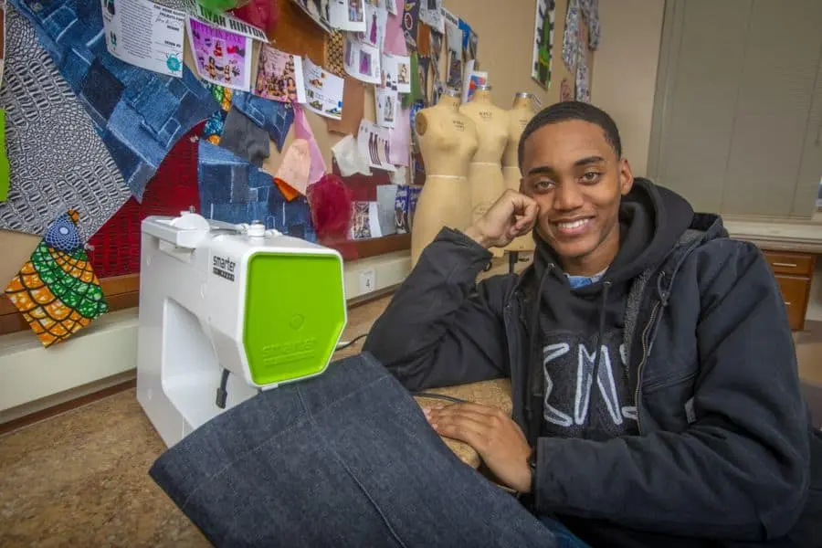 CAES Junior’s Sustainable Styles Draw the Spotlight on Social Media, on Campus 