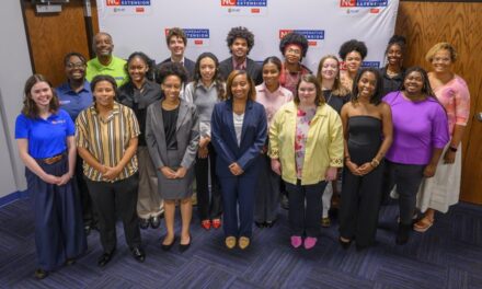 Summer of Service: Extension Interns Learn to Teach