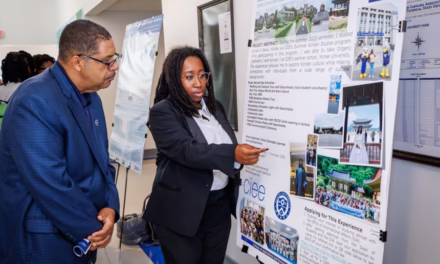 Students Present Summer Highlights in 2025 Showcase of Excellence