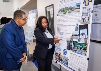 Students Present Summer Highlights in 2025 Showcase of Excellence